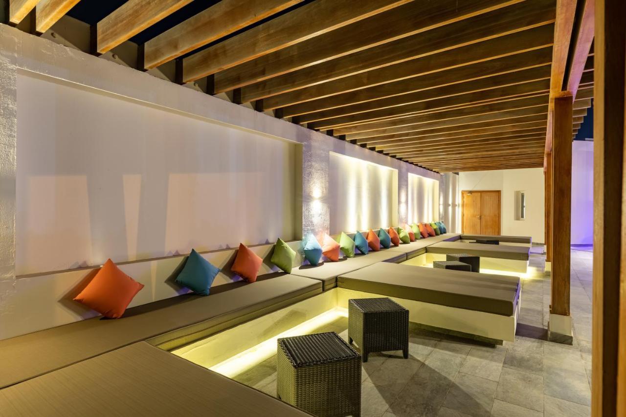 Sealine Beach, A Murwab Resort Mesaieed Extérieur photo The lounge at Male International Airport